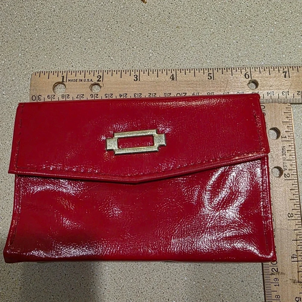 Vintage Wallet Red Patent Kiss Lock Zippered Clutch Organizer